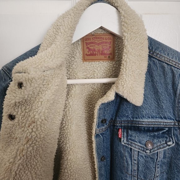 Levi's Sherpa Denim Trucker Jacket (M) - Picture 2 of 2